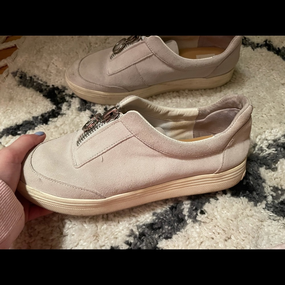 dolce vita leisure sneakers